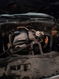 سيارات-volkswagen-touareg-2005-تلاغمة-ميلة-الجزائر