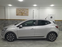 سيارات-renault-clio5-2022-zane-القطار-غليزان-الجزائر