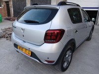 سيارات-dacia-sandero-2017-stepway-القرارم-قوقة-ميلة-الجزائر