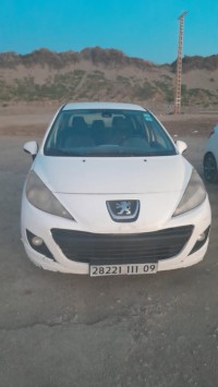 سيارات-peugeot-207-cc-2011-دواودة-تيبازة-الجزائر