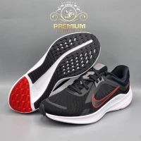 NIKE QUEST 5