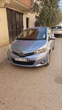 سيارات-toyota-yaris-2014-الأغواط-الجزائر