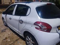 سيارات-peugeot-208-2013-active-البويرة-الجزائر