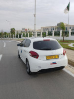 voitures-peugeot-208-2015-allure-el-madania-alger-algerie