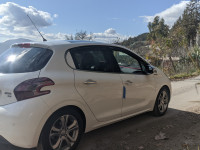 voitures-peugeot-208-2015-ain-el-kebira-setif-algerie