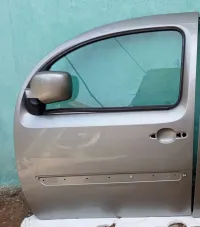 Porte avant et latéral côté chauffeur *KONGOO*