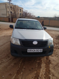 utilitaire-toyota-hilux-2012-chlef-algerie