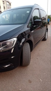 سيارات-volkswagen-caddy-2017-confortline-بئر-الجير-وهران-الجزائر