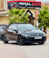 voitures-volkswagen-golf-8-2021-full-options-constantine-algerie