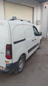 utilitaire-peugeot-partner-2012-beni-haoua-chlef-algerie