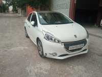 voitures-peugeot-208-2013-allure-hammam-el-sokhna-setif-algerie