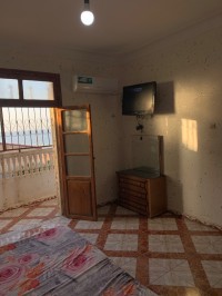شقة-كراء-للعطل-طابق-فيلا-4-غرف-تيبازة-فوكة-الجزائر