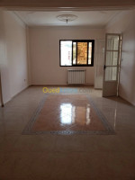 appartement-location-f4-alger-said-hamdine-algerie