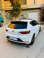 moyenne-berline-seat-leon-2017-performance-ain-oulmene-setif-algerie