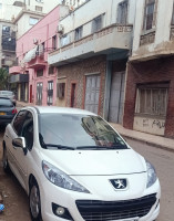 voitures-peugeot-207-2012-oran-algerie