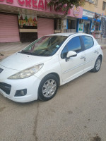 voitures-peugeot-207-2012-sidi-bel-abbes-algerie