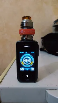 Vape luxe 2 avec ato (Zeus X RTA)