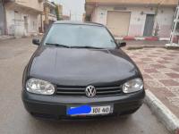 moyenne-berline-volkswagen-golf-4-2001-khenchela-algerie