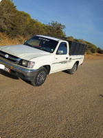 pickup-toyota-hilux-2005-sidi-lakhdaara-mostaganem-algerie