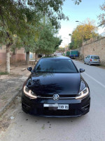 moyenne-berline-volkswagen-golf-7-2018-r-line-chlef-algerie