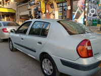 voitures-renault-clio-classique-2004-oued-rhiou-relizane-algerie