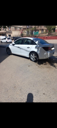 voitures-chevrolet-cruze-2011-bir-el-djir-oran-algerie