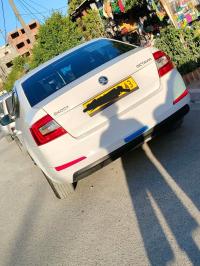 سيارات-skoda-octavia-2015-ambiente-شلغوم-العيد-ميلة-الجزائر