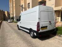 عربة-نقل-renault-master-2015-الرحمانية-الجزائر