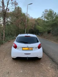 Peugeot 208 2013 Allure