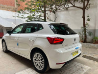 voitures-seat-ibiza-2018-high-plus-facelift-mouzaia-blida-algerie