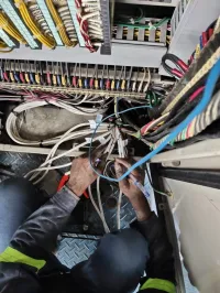 Dépannage Électrique pour Machines (24/7)