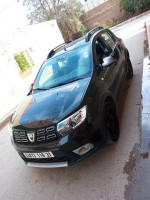 voitures-dacia-sandero-2018-stepway-es-senia-oran-algerie