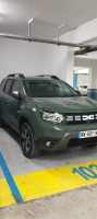 voitures-dacia-duster-2024-journee-alger-centre-algerie