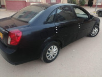 berline-chevrolet-optra-4-portes-2004-laghouat-algerie