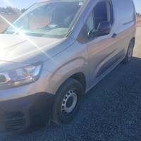 utilitaire-fiat-doblo-2023-relizane-algerie