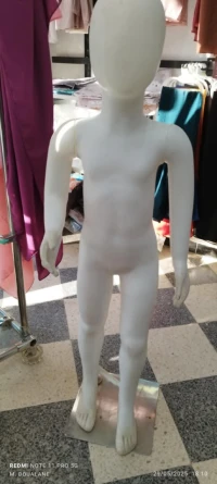 mannequin enfant مانكا أطفال
