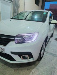 سيارات-renault-symbol-2022-مهدية-تيارت-الجزائر