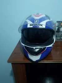 Casque shark