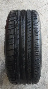 Pneu triangle 235/35/R19