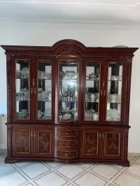 À vendre : Bibliothèque/Vitrine en bois massif pour vaisselle - Excellent état