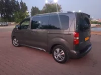 Peugeot Expert 2019 TRAVELLER