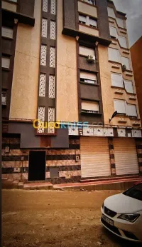 Vente Local Skikda Ramdane djamel