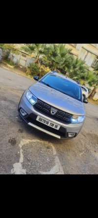 voitures-dacia-sandero-2018-stepway-restylee-bachdjerrah-alger-algerie