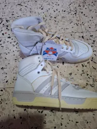 Paire de basket addidas original 