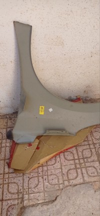 قطع-هيكل-السيارة-aile-avant-peugeot-207-الصوامع-تيزي-وزو-الجزائر