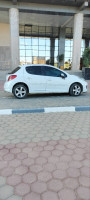 voitures-peugeot-207-2011-allure-el-eulma-setif-algerie