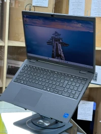 DELL LATITUDE 3550 I5 1335U 16GO 512GO SSD NVME 