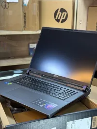 MSI VECTOR GP78HX 13VG I7 13700Hx 16Go 1TO SSD NVIDIA GEFORCE RTX4070 8GO NEUF SOUS EMBALLAGE 