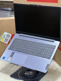 LENOVO IDEAPAD SLIM 3 15IAN8 I3 N305 8GO DDR5 256GO SSD NEUF SOUS EMBALLAGE 