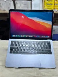 MACBOOK AIR RETINA 13.3" 2019 I5 1.6GHZ 8GO 128GO SSD 13.3" RETINA 3K MAC OS 14.2 SONOMA CYCLE 396 